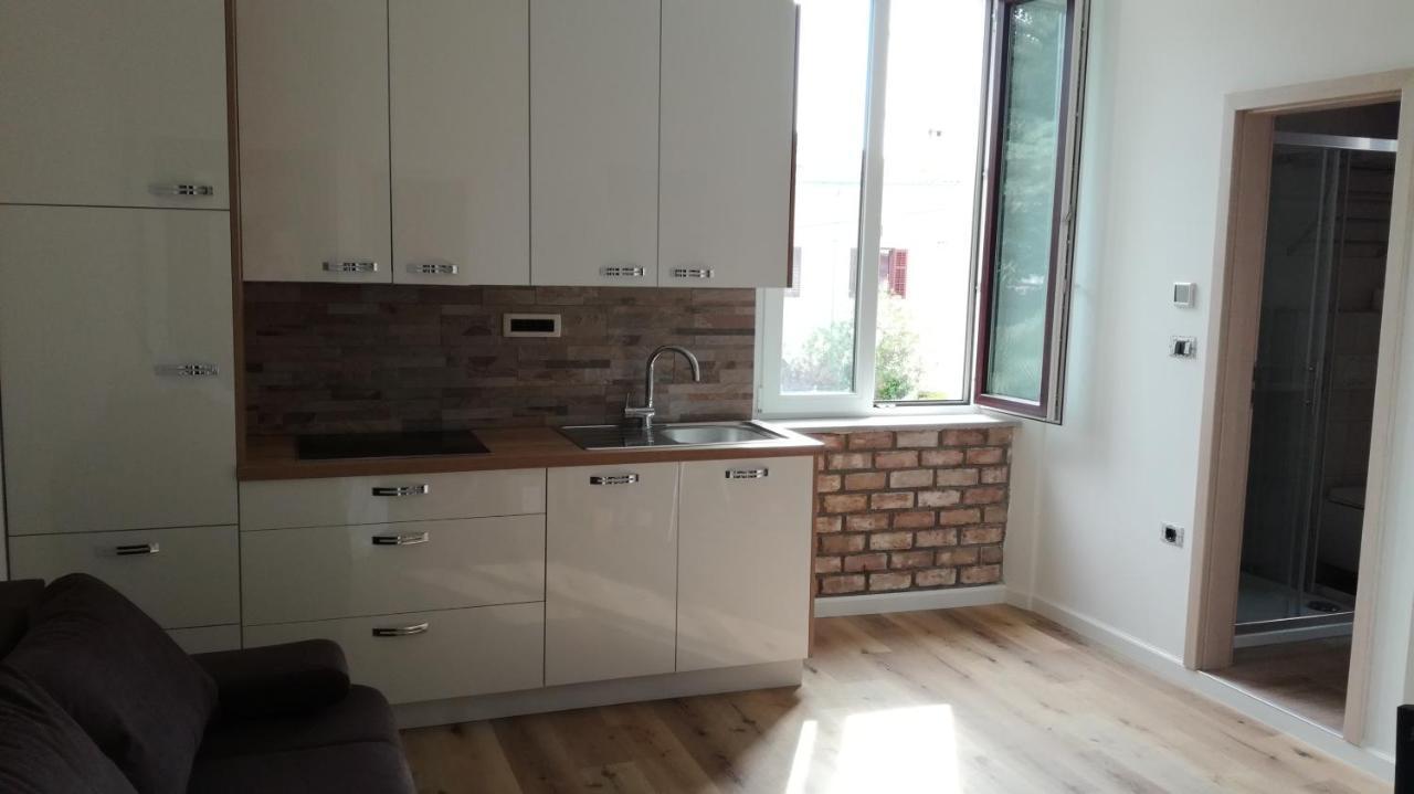 Apartmaji Apollonio อิซอลา ภายนอก รูปภาพ