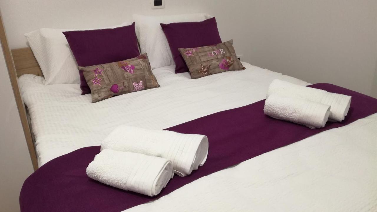 Apartmaji Apollonio อิซอลา ภายนอก รูปภาพ