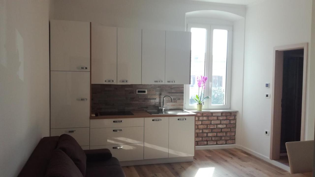 Apartmaji Apollonio อิซอลา ภายนอก รูปภาพ