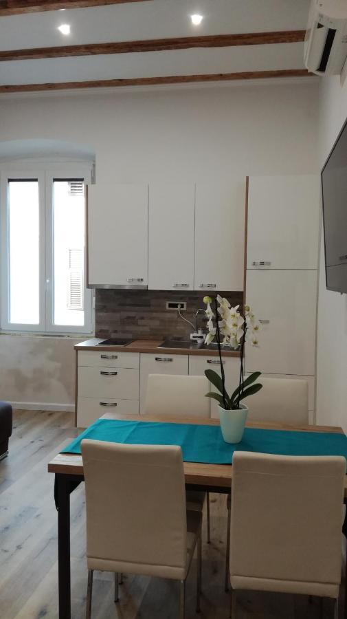 Apartmaji Apollonio อิซอลา ภายนอก รูปภาพ