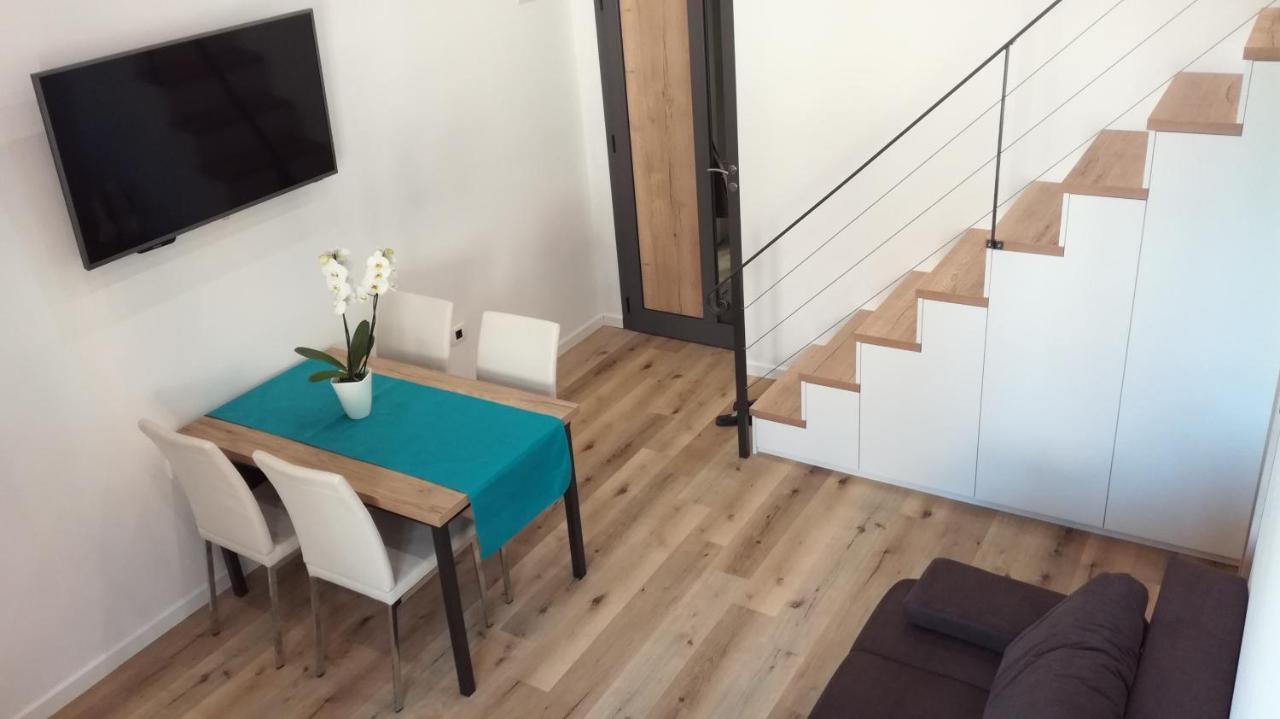 Apartmaji Apollonio อิซอลา ภายนอก รูปภาพ