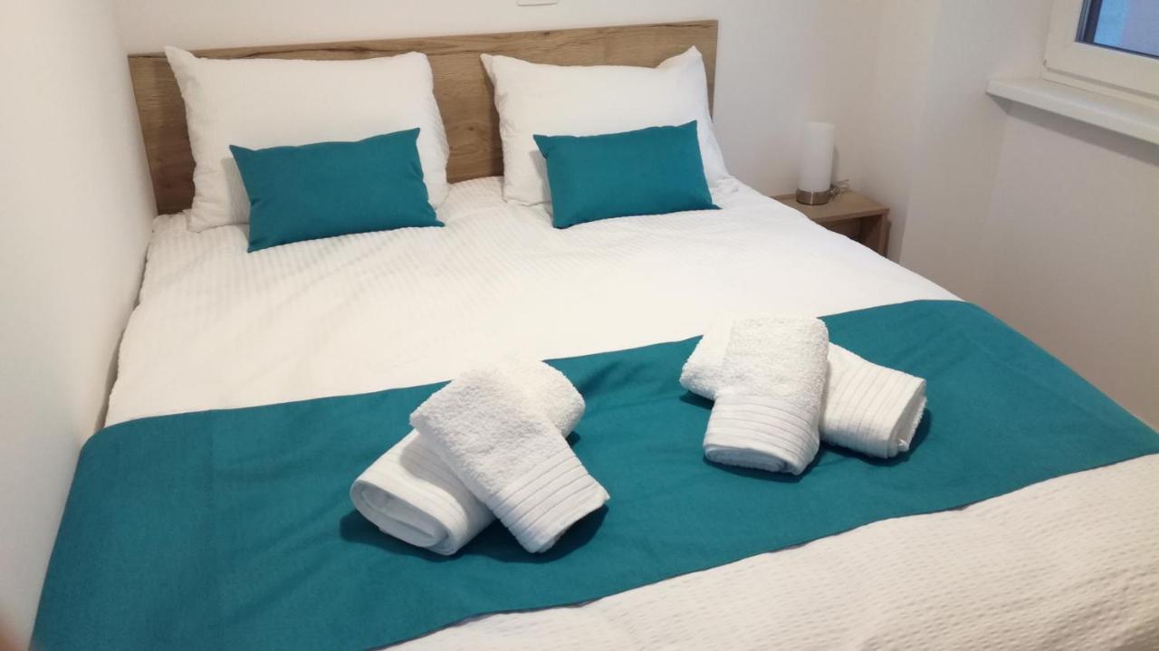 Apartmaji Apollonio อิซอลา ภายนอก รูปภาพ